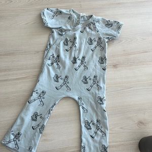 Kate Quinn Star Wars jumper